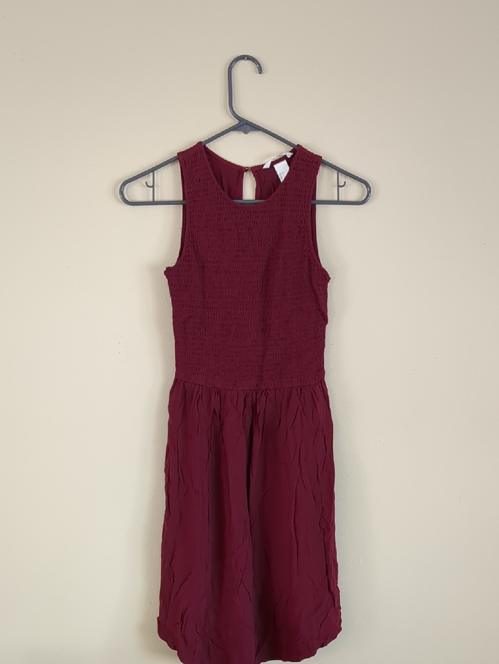 Size 4 H&M Solid Red Dress Smocking